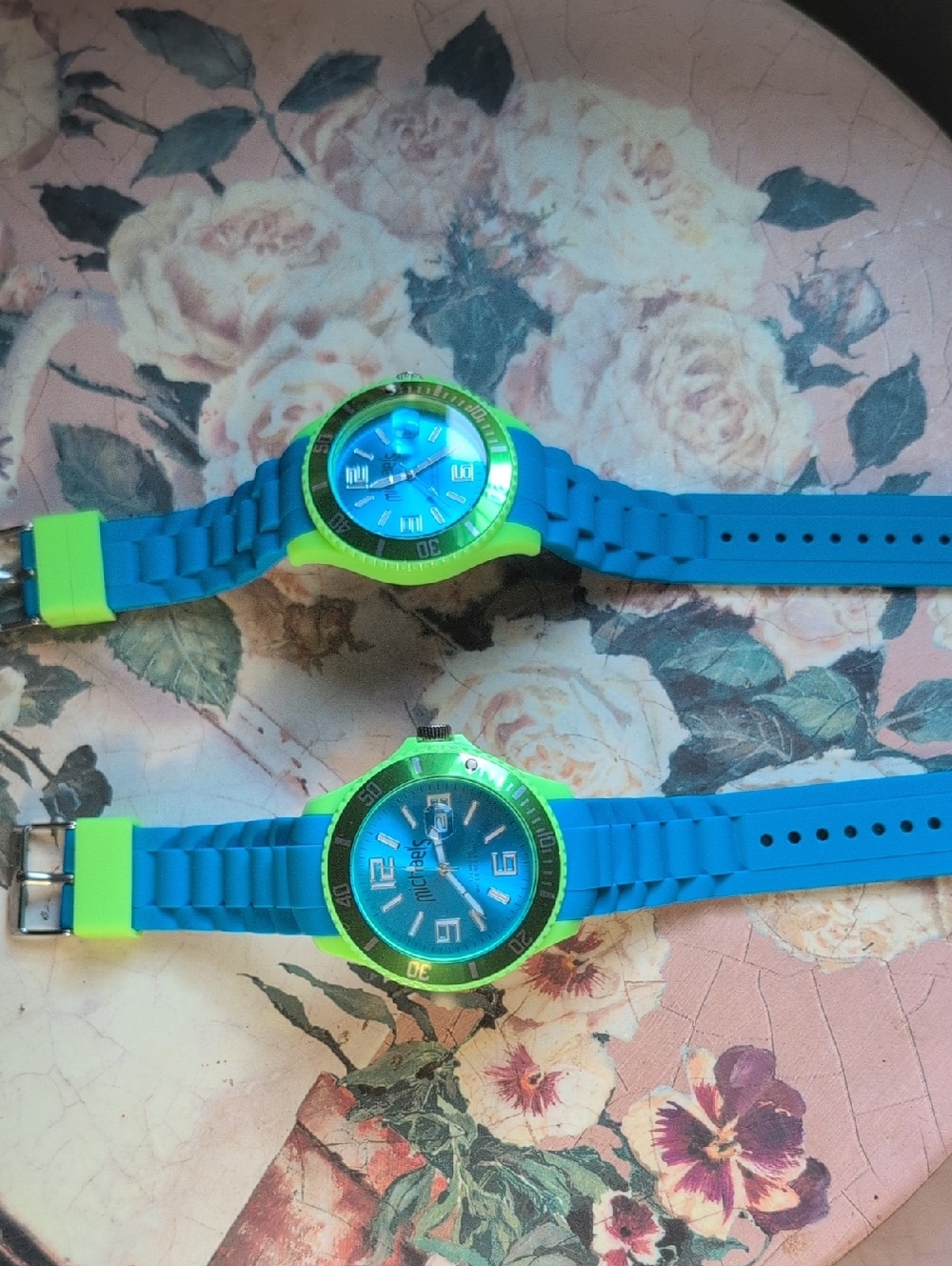 Unisex Michaels Blue and Neon Green Silicone Water Resistant Deep Diver Watches